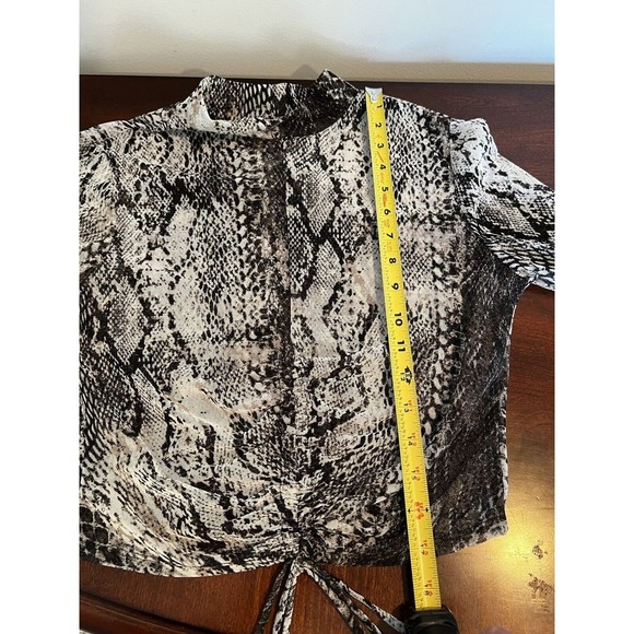 Windsor Sheer Mesh Top Size: Large L Animal Print - Picture 3 of 5